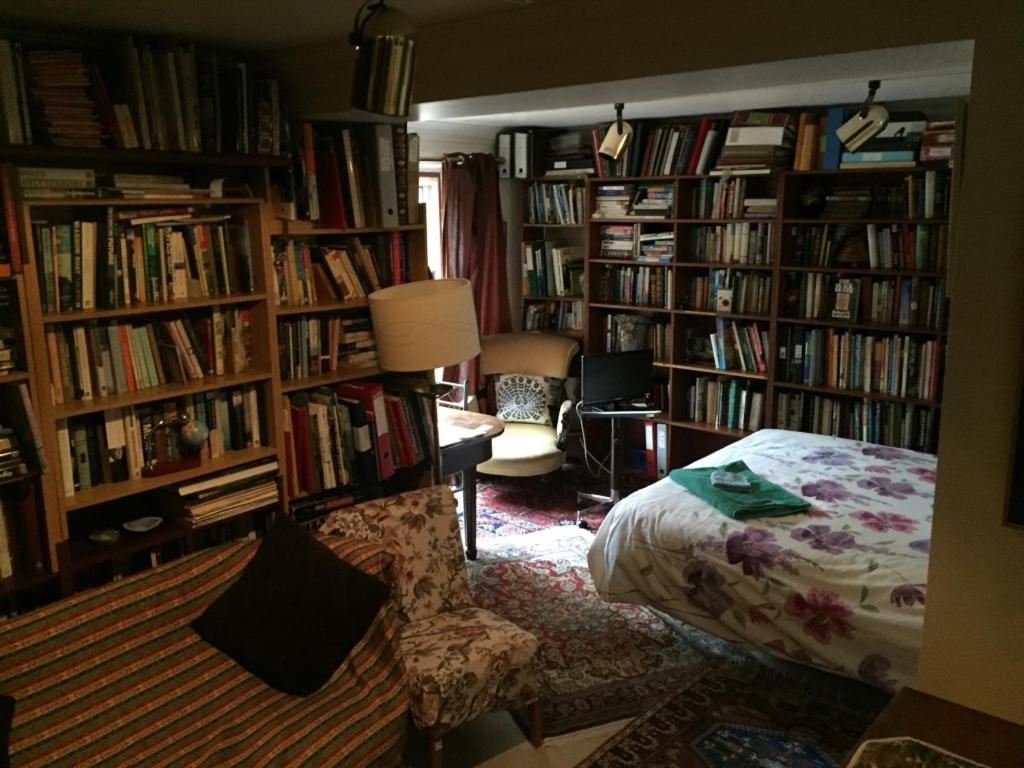 Chiswick Riviera With Free Parking Bed & Breakfast London Eksteriør bilde